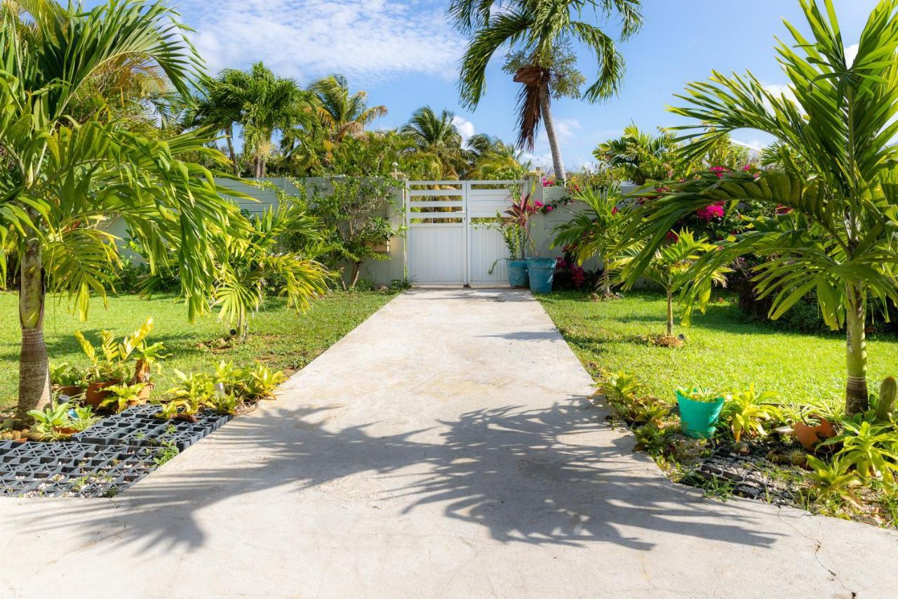 Villa L'Artist En Bord De Mer Avec Piscine Privee Sainte-Rose Buitenkant foto