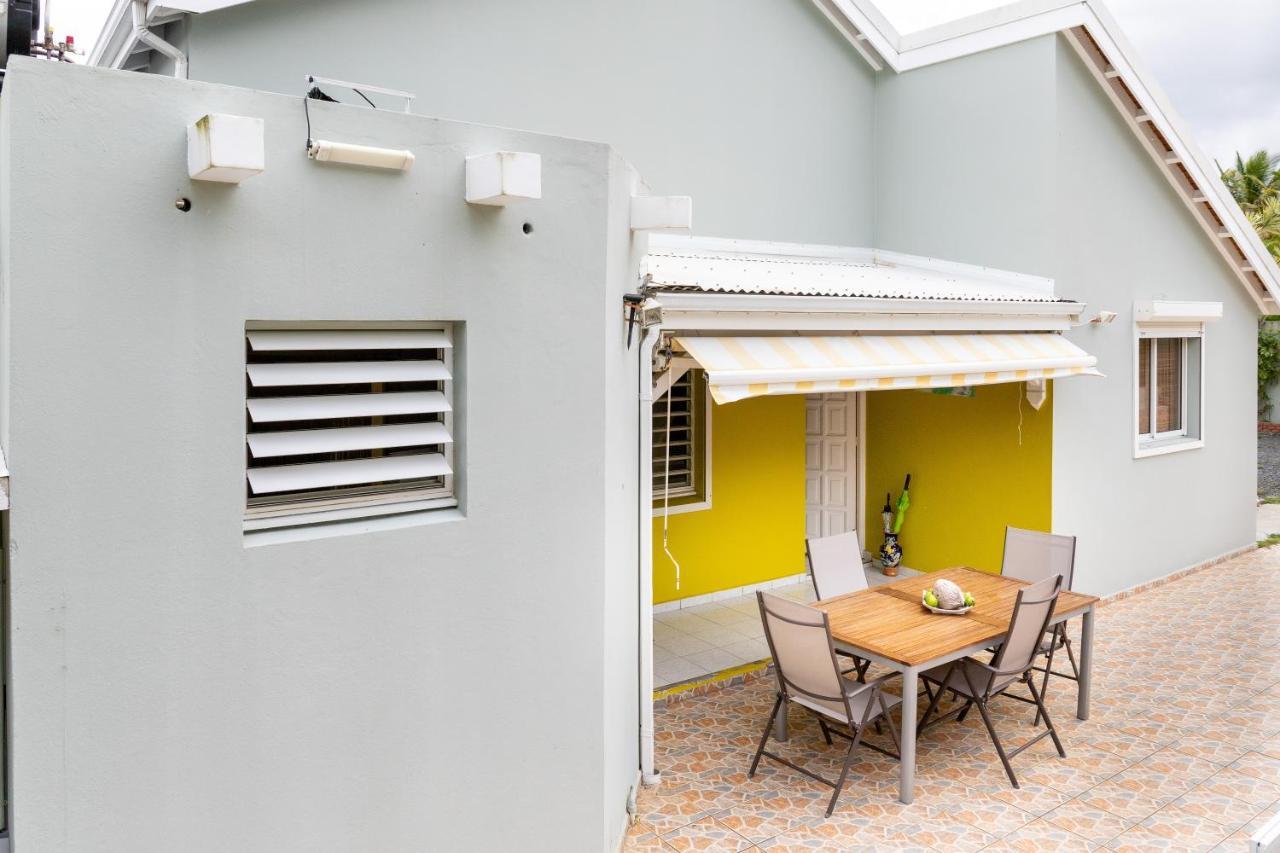 Villa L'Artist En Bord De Mer Avec Piscine Privee Sainte-Rose Buitenkant foto