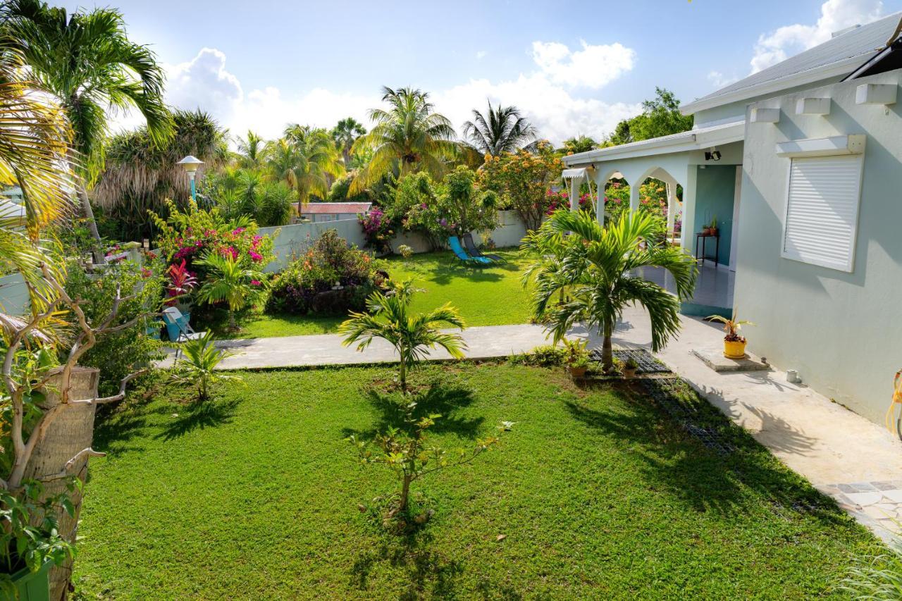 Villa L'Artist En Bord De Mer Avec Piscine Privee Sainte-Rose Buitenkant foto
